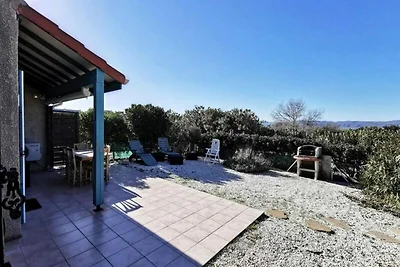 Villa in der Nähe des Marine Lake mit Pool