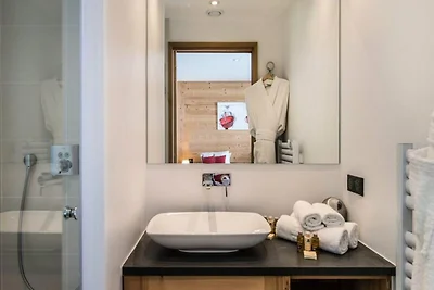 Chalet in Courchevel mit Blick auf den...