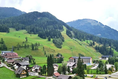 Apartment mit Balkon und Bergblick
