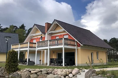 Tinla Komfortable Ferienresidenz