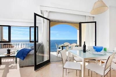 Apartment for 6 people in Spain