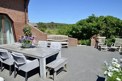Holiday home with 4 bedrooms