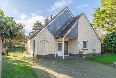 Charmante Villa in der Nähe von Meer und Wald