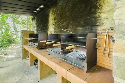 Appartement in La Garrotxa met uitzicht op he...