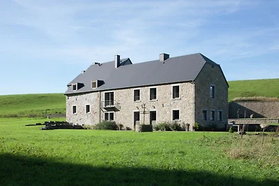 Ferienhaus in Mettet mit Garten