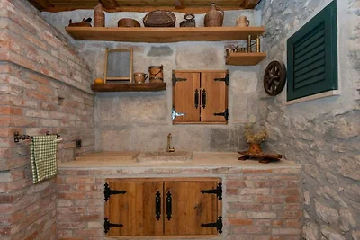 Eli Rustic mit privatem Pool