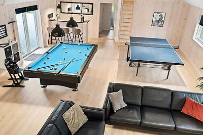 Maison de vacances pour 24 a Hasselberg