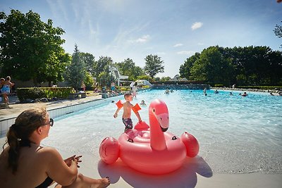 Villa mit Garten im Holiday Park in Limburg