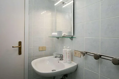 Apartament w San Teodoro z tarasem