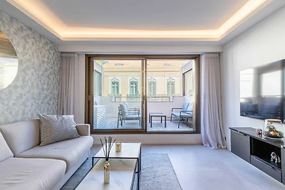 2-Zimmer-Wohnung im Herzen von Cannes + 20 m²...