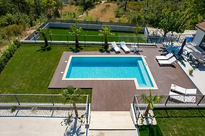 Villa Florinda mit Pool in der Nähe von Split