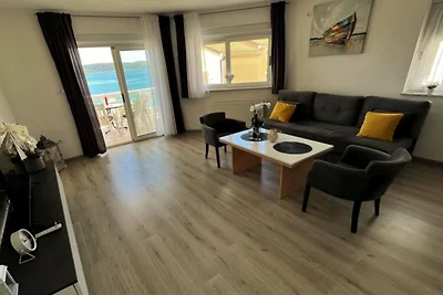 Villa Tomi - Comfort One Bedroom Apartment...