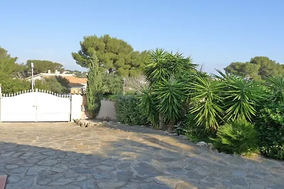 Villa in Les Issambres mit Schwimmbecken
