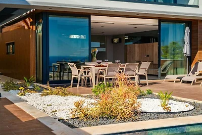 Villa in Kalkan mit Schwimmbecken