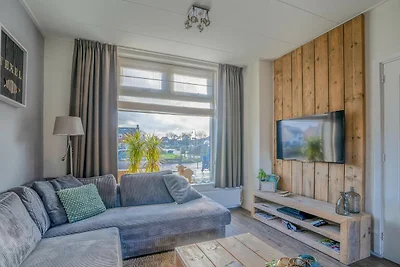 Modern eingerichtetes Ferienhaus für 5 Person...