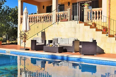 Villa in Cas Concos mit Pool und Garten