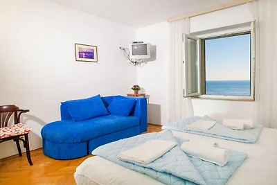 One Bedroom Apartment 3