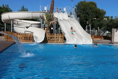Sauberer Bungalow mit Mikrowelle in Cambrils
