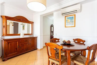 Wunderschöne Wohnung in Nerja mit Balkon