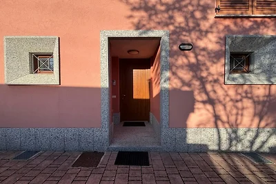 Appartement met uitzicht op het meer in...