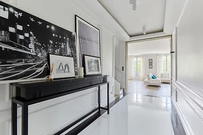 Ongelofelijk appartement Etoile Porte Maillot