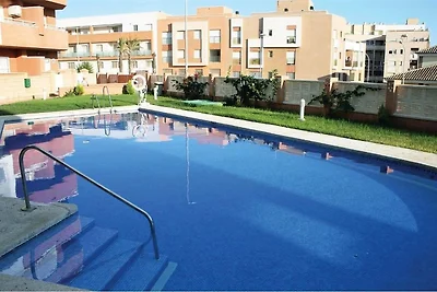 Appartamento al piano terra con terrazza...