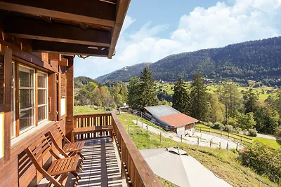 Ruim chalet in bergen bij skigebied Fiesch