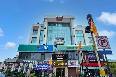 Collezione O Viman Nagar Downtown