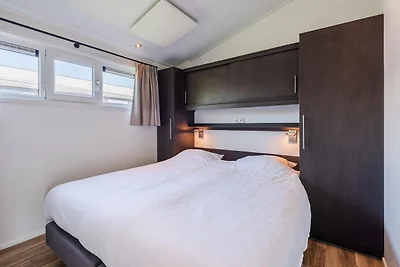 Chalet met privé-aanlegsteiger