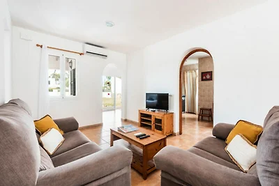 Villa in Cala Blanca mit privatem Pool