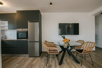 Spacious Luxury Trogir Apartments - Comfort T...