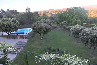 Geweldige hoeve met zwembad in het 'Provençaa...