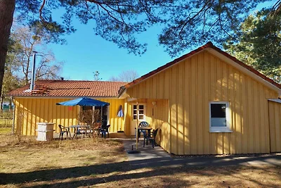 Double bungalow with terrace in the Mirow hol...