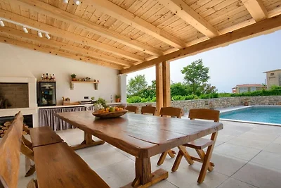 Villa in Kanfanar mit Schwimmbecken
