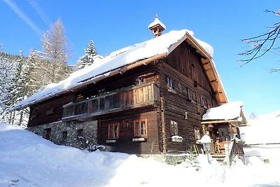 Cascina a Weißpriach vicino ai laghi