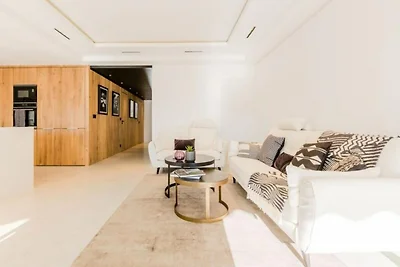 Appartement in Cannes met uitzicht op het zwe...