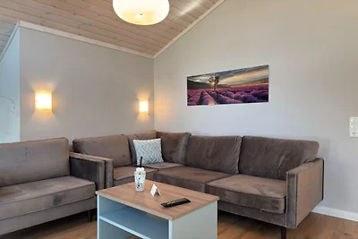 Skandinavisches Ferienhaus mit Sauna in Bad...