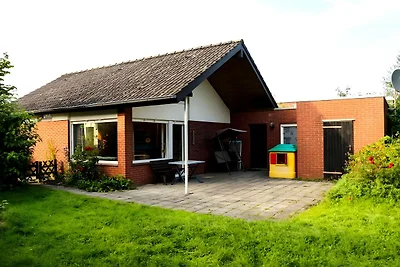 Nordsee-Ferienhaus mit Terrasse