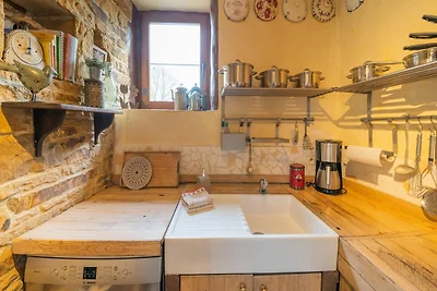 Casa vacanze a Tinlot vicino alla foresta