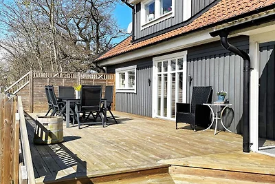 4 stelle case ad FäRJESTADEN