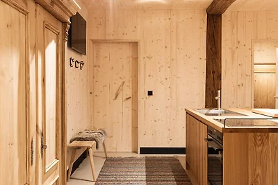 Charming chalet-style feeder house