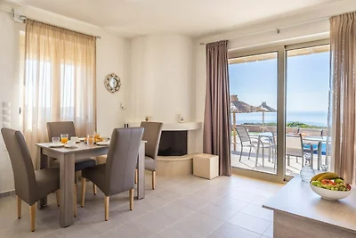 Villa a Triopetra con piscina vicino spiagge