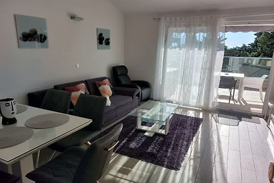 Villa Nižić Makarska -Two Bedroom Apartment W...