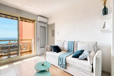 Apartment in Le Lavandou mit Meerblick