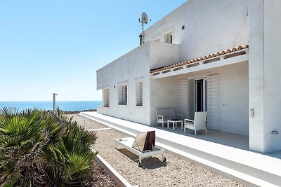 Casa di lusso a Portopalo di Capo Passero con...