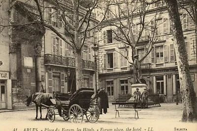 Wohnung in Arles nahe Place du Forum