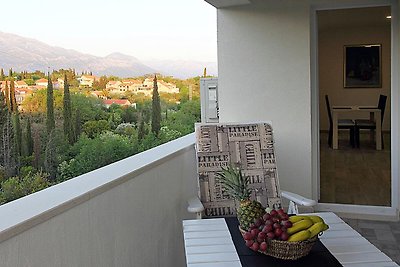 Moderne Ferienwohnung mit Terrasse in Mocici