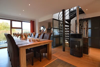 Ruhiges Ferienhaus mit eigenem Swimmingpool i...