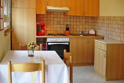 Wohnung in Vir mit einem Grill