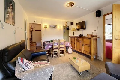 Geräumiges Apartment · Direkter Zugang zur Sk...